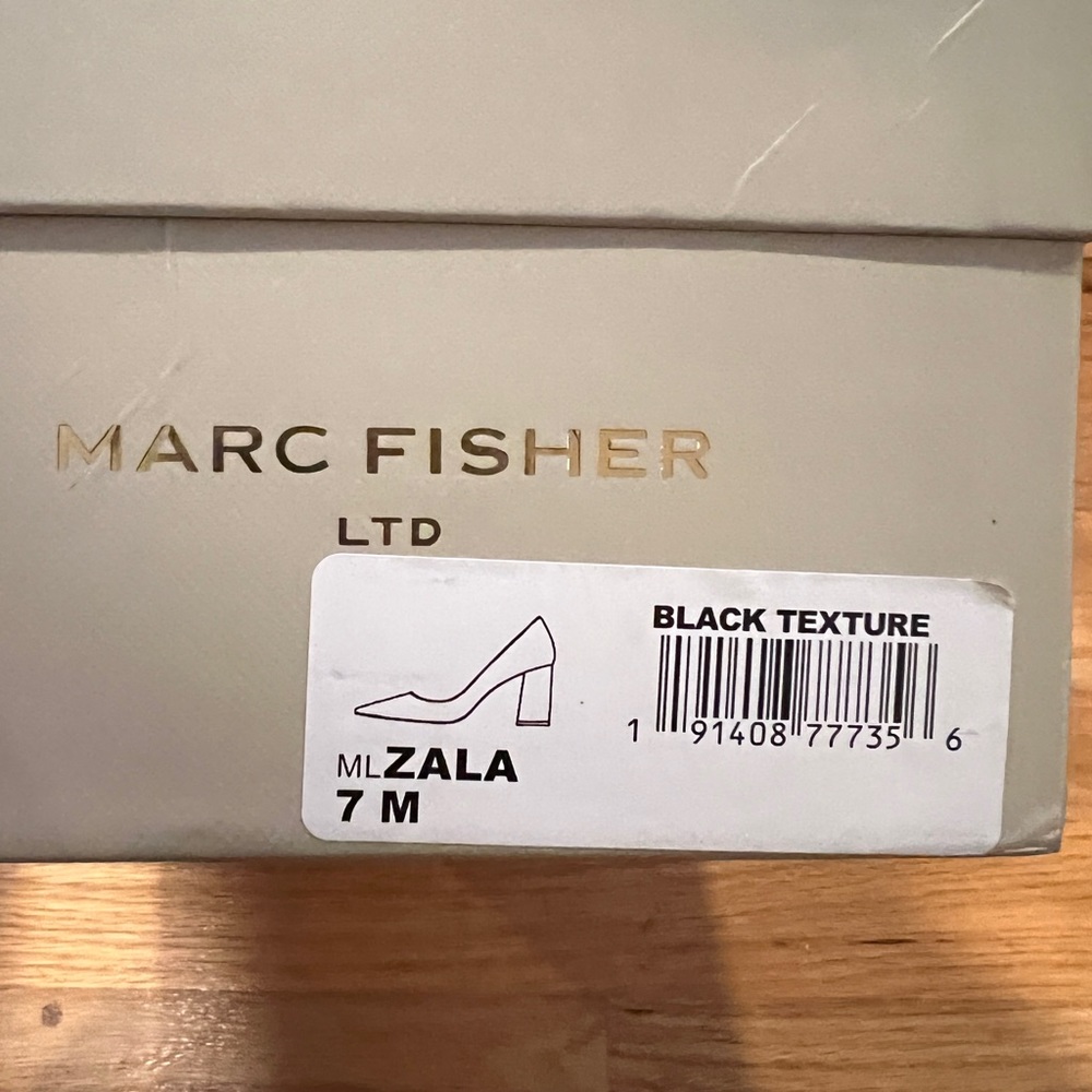 Marc Fisher Size 7 Textured Block Heal Pointy Toe… - image 3